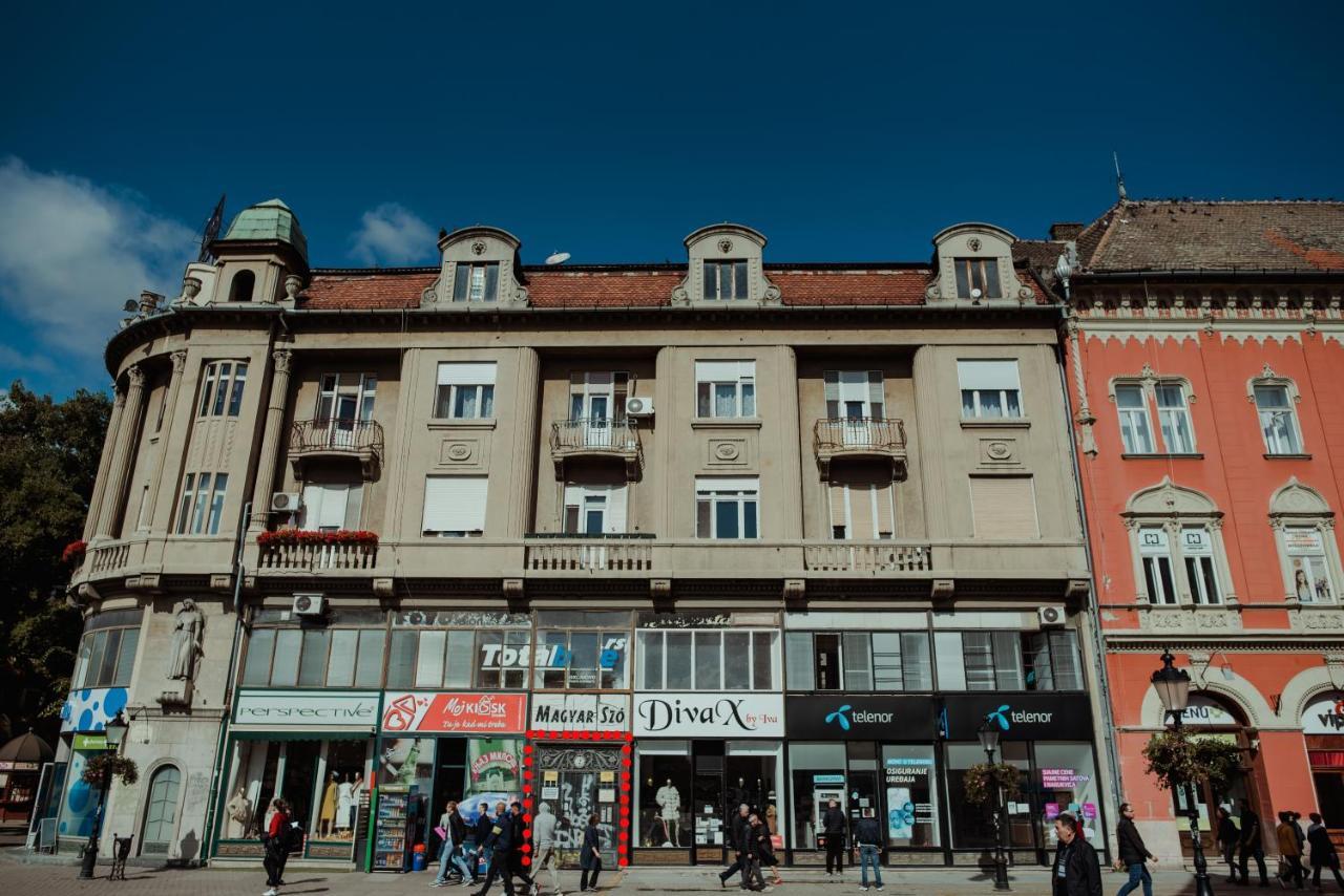 Opera 1 Apartment Subotica Luaran gambar
