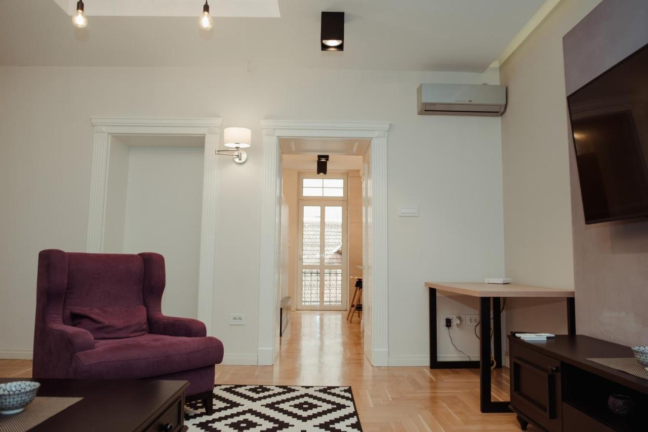 Opera 1 Apartment Subotica Luaran gambar