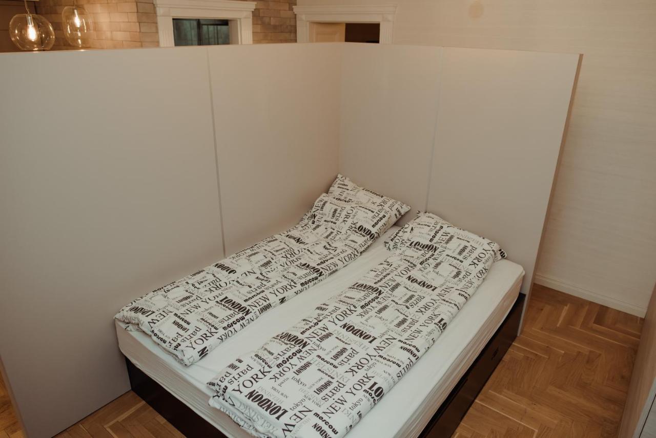Opera 1 Apartment Subotica Luaran gambar